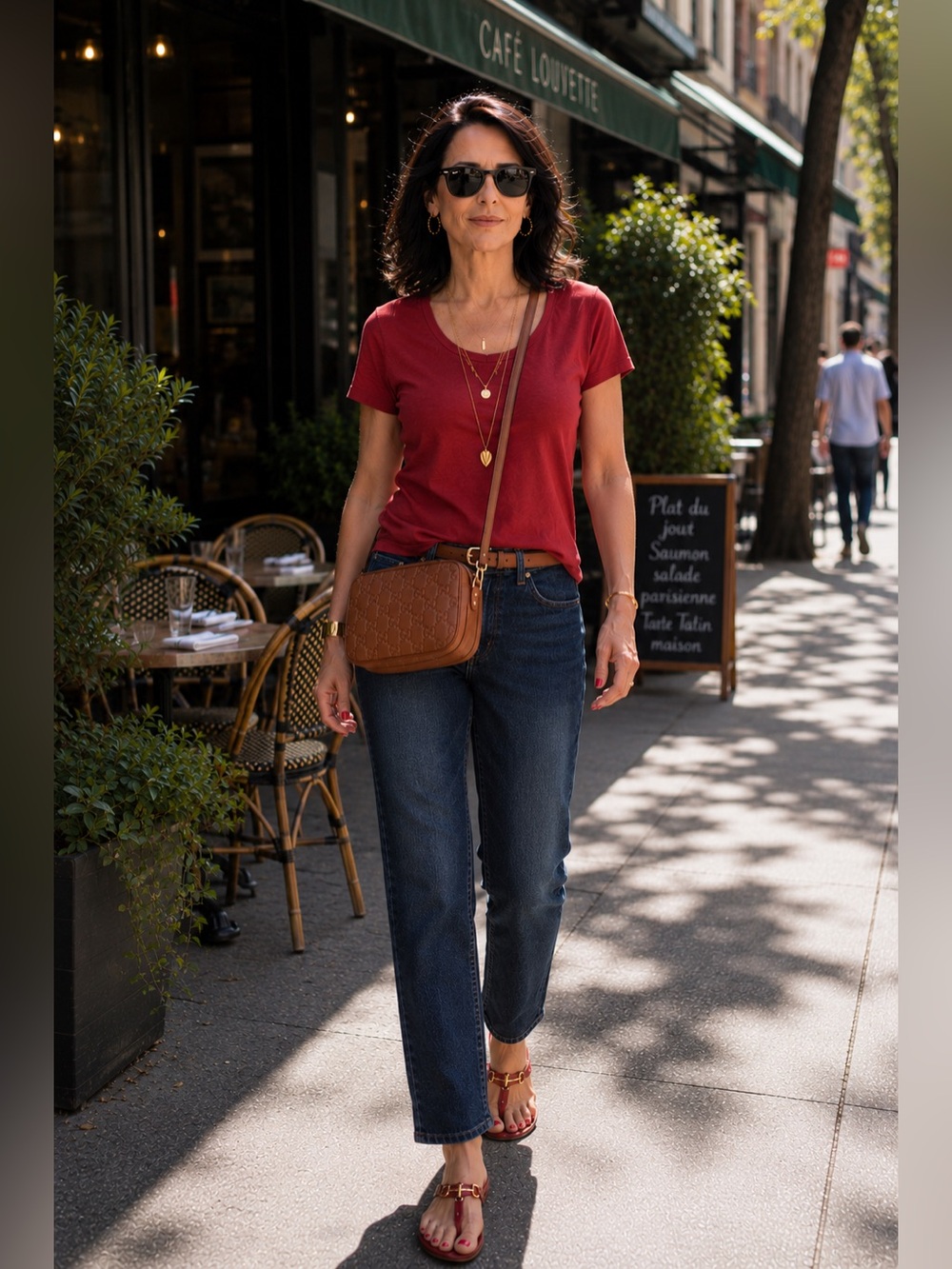 GAP Mid-Rise Classic Straight Jeans, Dark Wash Size 4 - Fantastic fit!